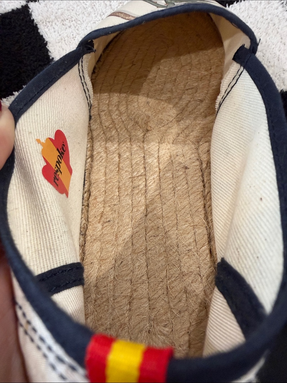 Gucci Floral Canvas Slip-On Espadrilles in White - Picture 5 of 7